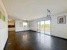 Appartement-terrasse à vendre 5 pièces PRÉVESSIN MOENS (01) - 105m2 - piscine, parking et box fermé