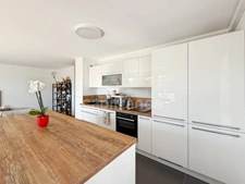 3-room apartment for sale in Ferney-Voltaire (01) - 75m2 with terrace and garage