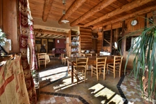 Aux Seyes, commune de Champcella, grande maison de montagne rénovée pour résidence principale, gîte ou chambres d’hôtes