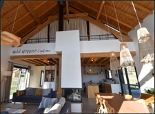 Puy-Saint-Eusèbe ✨ Rare à la vente, chalet d’architecte ouvert sur lac et montagnes