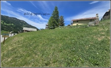 Terrain à bâtir à Molines-en-Queyras (05) – 1 186 m² avec vue dominante