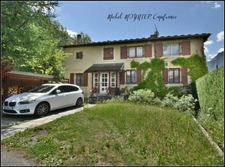 À L’Argentière-la-Bessée, maison de caractère sur plus de 2 500 m² de terrain, volumes, annexes et vraie présence.