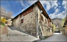 Maison de village à rénover avec grange de 186 m² à Siguret