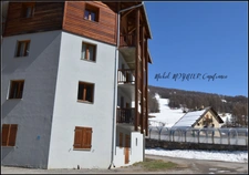 🌞 MOLINES-EN-QUEYRAS – Appartement T3 meublé au pied des pistes avec balcon plein soleil ! ⛷️🏔️