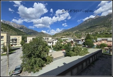 L'ARGENTIERE LA BESSEE (05), T3 avec balcon plein sud et vues montagne, aux portes des Écrins.