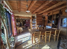 Aux Seyes, commune de Champcella, grande maison de montagne rénovée pour résidence principale, gîte ou chambres d’hôtes