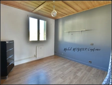 T3 rénové avec balcon, vue dégagée plein sud – L'Argentière-la-Bessée