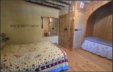 Aux Seyes, commune de Champcella, grande maison de montagne rénovée pour résidence principale, gîte ou chambres d’hôtes