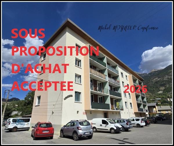 L'ARGENTIERE LA BESSEE (05), T3 avec balcon plein sud et vues montagne, aux portes des Écrins.