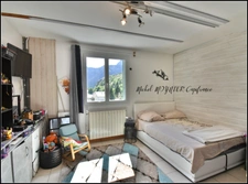 L'ARGENTIERE LA BESSEE (05), T3 avec balcon plein sud et vues montagne, aux portes des Écrins.