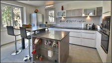 VEYNES : MAISON FAMILIALE DE 185 M² AU CŒUR DE 12 211 M² ARBORÉS