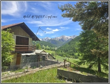 Terrain à bâtir à Molines-en-Queyras (05) – 1 186 m² avec vue dominante