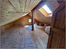Maison en pierre dans les bois, refuge de montagne à CHAMPCELLA (05)