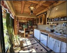 Aux Seyes, commune de Champcella, grande maison de montagne rénovée pour résidence principale, gîte ou chambres d’hôtes
