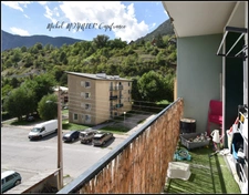 L'ARGENTIERE LA BESSEE (05), T3 avec balcon plein sud et vues montagne, aux portes des Écrins.