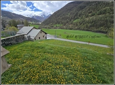 Terrain à bâtir à Molines-en-Queyras (05) – 1 186 m² avec vue dominante