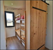 Puy-Saint-Eusèbe ✨ Rare à la vente, chalet d’architecte ouvert sur lac et montagnes