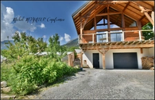 Puy-Saint-Eusèbe ✨ Rare à la vente, chalet d’architecte ouvert sur lac et montagnes