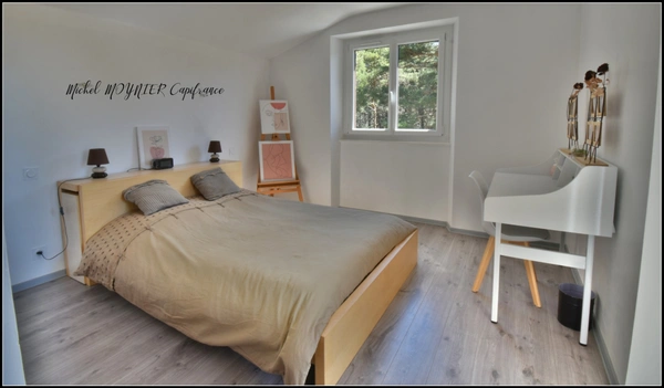 VEYNES : MAISON FAMILIALE DE 185 M² AU CŒUR DE 12 211 M² ARBORÉS