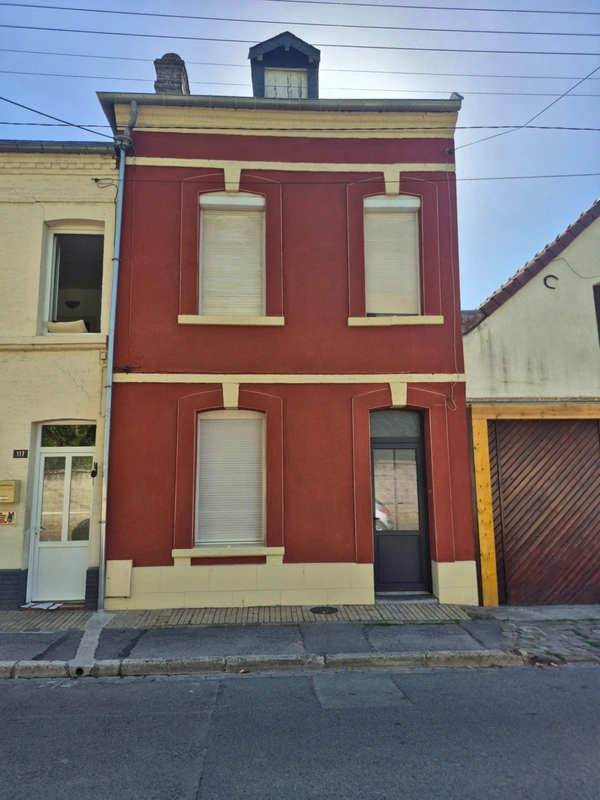 Maison 3 chambres dont une au rez-de-chaussée – 84,1 m² – 129 000 € HAI