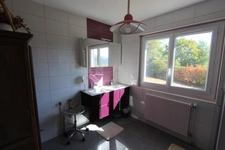 Maison à vendre 5 pièces de 106 m² à SAINTE MARIE SUR OUCHE (21), terrain de 2213 m² arboré.