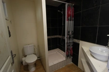 Dpt Côte d'Or (21), à vendre GISSEY SUR OUCHE maison de village P5 de 136 m², terrasse de 28 m². 
