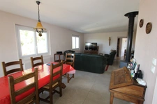 Maison à vendre 5 pièces de 106 m² à SAINTE MARIE SUR OUCHE (21), terrain de 2213 m² arboré.