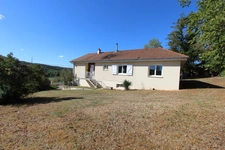 Maison à vendre 5 pièces de 106 m² à SAINTE MARIE SUR OUCHE (21), terrain de 2213 m² arboré.