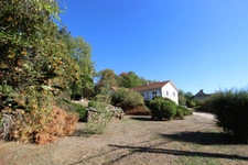 Maison à vendre 5 pièces de 106 m² à SAINTE MARIE SUR OUCHE (21), terrain de 2213 m² arboré.