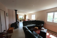 Maison à vendre 5 pièces de 106 m² à SAINTE MARIE SUR OUCHE (21), terrain de 2213 m² arboré.