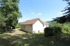 Maison à vendre 5 pièces de 106 m² à SAINTE MARIE SUR OUCHE (21), terrain de 2213 m² arboré.