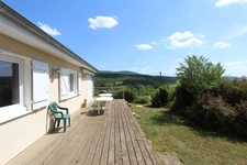 Maison à vendre 5 pièces de 106 m² à SAINTE MARIE SUR OUCHE (21), terrain de 2213 m² arboré.