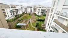 Limite Maisons Alfort ROOFTOP toit terrasse Appartement F3 de 67 m² avec 2 terrasses 27 et 18 m2 et parking sécurisé à Créteil, proche du RER D et du métro ligne 8