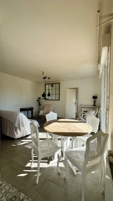 Limite Maisons-Alfort appartement 2 pièces 44 m2 balcon 15 m2 , proche du RER D et du futur métro ligne 15 du Grand Paris