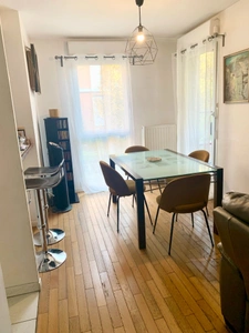 Créteil Pointe du Lac appartement F4 82 m2 en duplex Balcon 3.20 m2