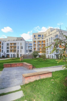 Limite Maisons Alfort ROOFTOP toit terrasse Appartement F3 de 67 m² avec 2 terrasses 27 et 18 m2 et parking sécurisé à Créteil, proche du RER D et du métro ligne 8