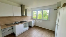 LE PERREUX-SUR-MARNE appartement F4 - 76 m2 avec balcon cave et parking