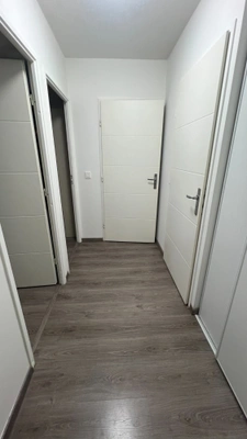 Appartement F3 de 66 m² avec grand balcon et parking sécurisé à Créteil, proche du RER D et du métro ligne 8