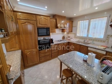 Vigneux-sur-Seine Maison 5 pièces 4 chambres 130 m2 jardin sous sol aménagé 65 m2 et garage 35 m2