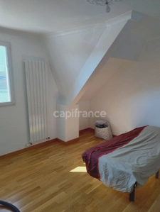 Vigneux-sur-Seine Maison 5 pièces 4 chambres 130 m2 jardin sous sol aménagé 65 m2 et garage 35 m2