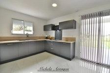 Maison contemporaine 2025 Villeneuve-sur-Lot (47) – 3 chambres dont suite parentale, pièce de vie 56 m², garage, terrain 1000 m², terrasse couverte, proche commerces