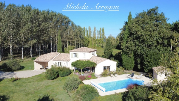 LE LÉDAT (47) – AUX PORTES DE VILLENEUVE-SUR-LOT – VILLA DE 180 M² AVEC PISCINE SUR 5 845 M² DE TERRAIN