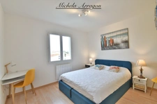 Maison à vendre 7 pièces PORT DES BARQUES (17)