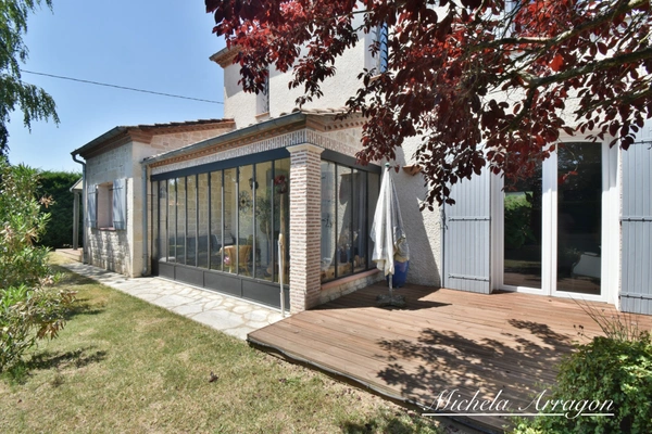 Maison familiale avec parc arboré de plus de 2 000 m² – Grange-sur-Lot