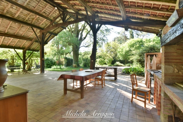 Dpt Lot et Garonne (47), à vendre PINEL HAUTERIVE propriete P6 de 240 m² - Terrain de 21 912,00 m² 