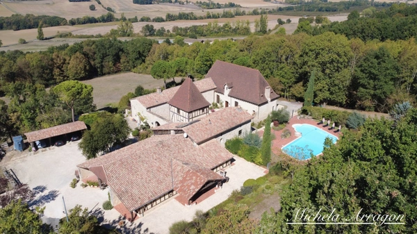 Propriete à vendre 20 pièces PINEL HAUTERIVE (47)