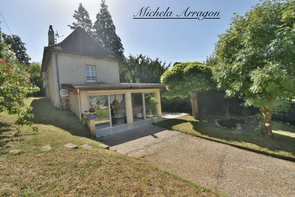 Maison atypique avec jardin au cœur de Sarlat-la-Canéda (24)