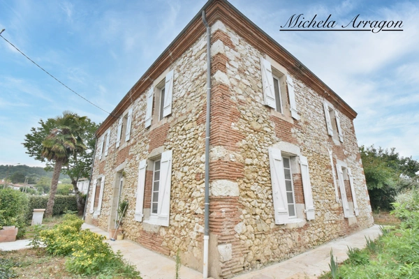 Maison à vendre 7 pièces PUJOLS (47)