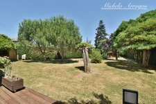 Maison familiale avec parc arboré de plus de 2 000 m² – Grange-sur-Lot