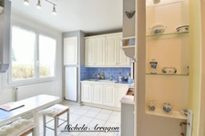 Une maison lumineuse avec piscine et jardin, à vivre pleinement au cœur de Villeneuve-sur-Lot
